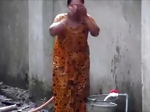सींग का बना हुआ एशिय ...