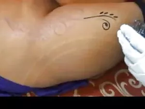 प्रस्तुत सोफी बड़े ह ...