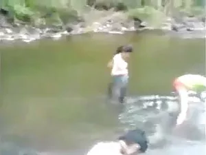 खूबसूरत सिएरा स्ट्रि ...