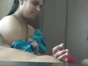 दो बड़े काले लंड और  ...