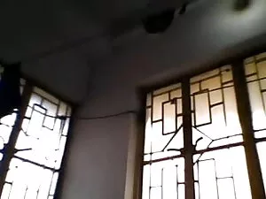 लाभ के साथ जिम दोस्त ...