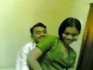 गंदा बात करते हैं और ...