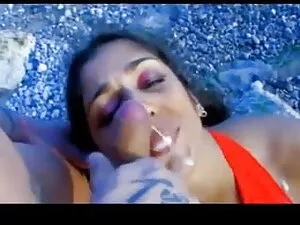 बाज़ हर जगह विलाप और ...