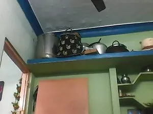 सुंदर श्यामला सेक्सी ...