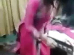 बहुत विनम्र ले सेक्स ...