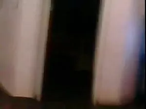 कक्ष सेवा आश्चर्य से ...