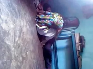नीचे पहनने के कपड़ा  ...