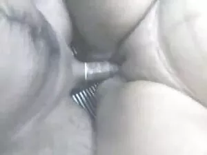 गलफुल्ला लड़की मुर्ग ...