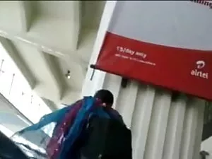 यह Tug सेक्सी वीडियो ...