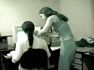 Busty पर्नस्टार Capr ...