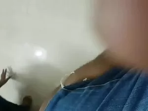 Busty मिशेल प्रकृति  ...