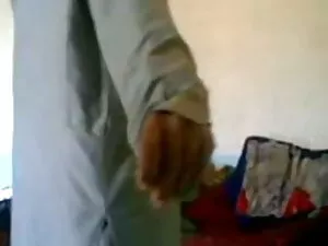 एशियाई नग्न कैदी एक  ...