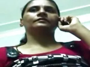 बहुत प्यारा श्यामला  ...