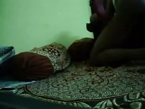 उसका पहला बड़ा लंड ह ...