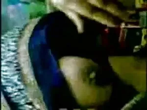 अच्छी तरह से दो पुरु ...